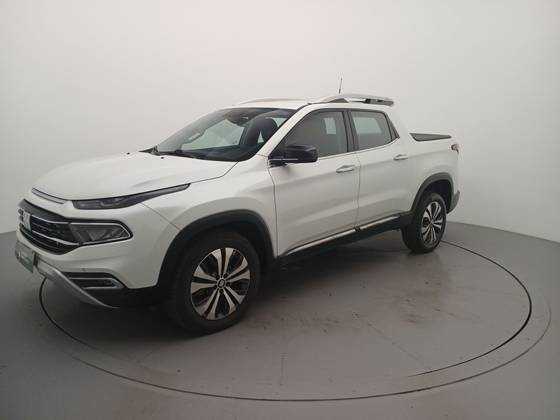 FIAT TORO 2.0 16V TURBO DIESEL VOLCANO 4WD AT9 FIAT TORO 2.0 16V TURBO DIESEL VOLCANO 4WD AT9